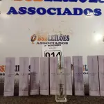 LOTE 014 - 10 PERFUMES LE PETIT 30ML. (NO ESTADO) ATENÇÃO! FAZER A VISITAÇÃO ANTES DE ARREMATAR, NÃO SABEMOS SE FUNCIONA. LEILÃO NÃO TEM GARANTIA E NEM DEVOLUÇÃO, SUJEITO A POSSÍVEIS AVARIAS VISÍVEIS/OCULTAS E/OU AUSÊNCIA DE COMPONENTES.