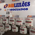 LOTE 163 - 12 LATAS DE COLA PLÁSTICA ANJO 1KG. (NO ESTADO) ATENÇÃO! FAZER A VISITAÇÃO ANTES DE ARREMATAR, NÃO SABEMOS SE FUNCIONA. LEILÃO NÃO TEM GARANTIA E NEM DEVOLUÇÃO, SUJEITO A POSSÍVEIS AVARIAS VISÍVEIS/OCULTAS E/OU AUSÊNCIA DE COMPONENTES.