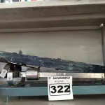 LOTE 322 - 01 BALANÇA ANTIGA E 01 PROTETOR PARA SERRA CIRCULAR. (NO ESTADO) ATENÇÃO! FAZER A VISITAÇÃO ANTES DE ARREMATAR, NÃO SABEMOS SE FUNCIONA. LEILÃO NÃO TEM GARANTIA E NEM DEVOLUÇÃO, SUJEITO A POSSÍVEIS AVARIAS VISÍVEIS/OCULTAS E/OU AUSÊNCIA DE COMPONENTES.