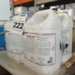LOTE 222 - 20 LITROS DE CLOROCLEAN, LIMPADOR DESINFETANTE CLORADO PARA INDÚSTRIAS ALIMENTÍCIAS E AFINS. (NO ESTADO) ATENÇÃO! FAZER A VISITAÇÃO ANTES DE ARREMATAR, NÃO SABEMOS SE FUNCIONA. LEILÃO NÃO TEM GARANTIA E NEM DEVOLUÇÃO, SUJEITO A POSSÍVEIS AVARIAS VISÍVEIS/OCULTAS E/OU AUSÊNCIA DE COMPONENTES.