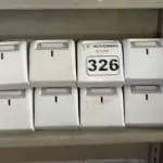 LOTE 326 - 12 DISPENSES PARA ÁLCOOL EM GEL. (NO ESTADO) ATENÇÃO! FAZER A VISITAÇÃO ANTES DE ARREMATAR, NÃO SABEMOS SE FUNCIONA. LEILÃO NÃO TEM GARANTIA E NEM DEVOLUÇÃO, SUJEITO A POSSÍVEIS AVARIAS VISÍVEIS/OCULTAS E/OU AUSÊNCIA DE COMPONENTES.