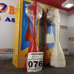 LOTE 076 - 02 PENDENTES DE VIDRO 1XE27. (NO ESTADO) ATENÇÃO! FAZER A VISITAÇÃO ANTES DE ARREMATAR, NÃO SABEMOS SE FUNCIONA. LEILÃO NÃO TEM GARANTIA E NEM DEVOLUÇÃO, SUJEITO A POSSÍVEIS AVARIAS VISÍVEIS/OCULTAS E/OU AUSÊNCIA DE COMPONENTES.