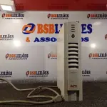 LOTE 103 - 01 NOBREAK APC BACK-UPS 1500. (NO ESTADO) ATENÇÃO! FAZER A VISITAÇÃO ANTES DE ARREMATAR, NÃO SABEMOS SE FUNCIONA. LEILÃO NÃO TEM GARANTIA E NEM DEVOLUÇÃO, SUJEITO A POSSÍVEIS AVARIAS VISÍVEIS/OCULTAS E/OU AUSÊNCIA DE COMPONENTES.