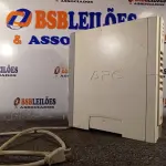 LOTE 103 - 01 NOBREAK APC BACK-UPS 1500. (NO ESTADO) ATENÇÃO! FAZER A VISITAÇÃO ANTES DE ARREMATAR, NÃO SABEMOS SE FUNCIONA. LEILÃO NÃO TEM GARANTIA E NEM DEVOLUÇÃO, SUJEITO A POSSÍVEIS AVARIAS VISÍVEIS/OCULTAS E/OU AUSÊNCIA DE COMPONENTES.