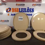 LOTE 152 - 06 ASSENTOS PARA VASO SANITÁRIO. (NO ESTADO) ATENÇÃO! FAZER A VISITAÇÃO ANTES DE ARREMATAR, NÃO SABEMOS SE FUNCIONA. LEILÃO NÃO TEM GARANTIA E NEM DEVOLUÇÃO, SUJEITO A POSSÍVEIS AVARIAS VISÍVEIS/OCULTAS E/OU AUSÊNCIA DE COMPONENTES.