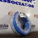 LOTE 110 - 01 ROLO DE CABO FLEXÍVEL 100M 1X4MM NA COR AZUL(NOVO). (NO ESTADO) ATENÇÃO! FAZER A VISITAÇÃO ANTES DE ARREMATAR, NÃO SABEMOS SE FUNCIONA. LEILÃO NÃO TEM GARANTIA E NEM DEVOLUÇÃO, SUJEITO A POSSÍVEIS AVARIAS VISÍVEIS/OCULTAS E/OU AUSÊNCIA DE COMPONENTES.