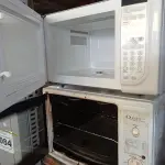 LOTE 088 - 01 MICRO-ONDAS E 01 FORNO ELÉTRICO MARCAS E MODELOS DIVERSOS. (NO ESTADO) ATENÇÃO! FAZER A VISITAÇÃO ANTES DE ARREMATAR, NÃO SABEMOS SE FUNCIONA. LEILÃO NÃO TEM GARANTIA E NEM DEVOLUÇÃO, SUJEITO A POSSÍVEIS AVARIAS VISÍVEIS/OCULTAS E/OU AUSÊNCIA DE COMPONENTES.