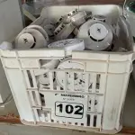 LOTE 102 - 01 LOTE COM GRANDE QUANTIDADE DETECTORES DE FUMAÇA. (NO ESTADO) ATENÇÃO! FAZER A VISITAÇÃO ANTES DE ARREMATAR, NÃO SABEMOS SE FUNCIONA. LEILÃO NÃO TEM GARANTIA E NEM DEVOLUÇÃO, SUJEITO A POSSÍVEIS AVARIAS VISÍVEIS/OCULTAS E/OU AUSÊNCIA DE COMPONENTES.