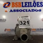 LOTE 321 - 01 MOTOBOMBA 1VC PARA BANHEIRA DE HIDROMASSAGEM. (NO ESTADO) ATENÇÃO! FAZER A VISITAÇÃO ANTES DE ARREMATAR, NÃO SABEMOS SE FUNCIONA. LEILÃO NÃO TEM GARANTIA E NEM DEVOLUÇÃO, SUJEITO A POSSÍVEIS AVARIAS VISÍVEIS/OCULTAS E/OU AUSÊNCIA DE COMPONENTES.