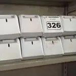 LOTE 326 - 12 DISPENSES PARA ÁLCOOL EM GEL. (NO ESTADO) ATENÇÃO! FAZER A VISITAÇÃO ANTES DE ARREMATAR, NÃO SABEMOS SE FUNCIONA. LEILÃO NÃO TEM GARANTIA E NEM DEVOLUÇÃO, SUJEITO A POSSÍVEIS AVARIAS VISÍVEIS/OCULTAS E/OU AUSÊNCIA DE COMPONENTES.