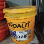 LOTE 329 - 01 BALDE DE VEDALIT, ADITIVO PLASTIFICANTE CONCENTRADO PARA ARGAMASSA DE ASSENTAMENTO E REBOCO CONVENCIONAL. (NO ESTADO) ATENÇÃO! FAZER A VISITAÇÃO ANTES DE ARREMATAR, NÃO SABEMOS SE FUNCIONA. LEILÃO NÃO TEM GARANTIA E NEM DEVOLUÇÃO, SUJEITO A POSSÍVEIS AVARIAS VISÍVEIS/OCULTAS E/OU AUSÊNCIA DE COMPONENTES.