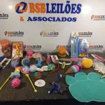 LOTE 261 - 01 LOTE COM VÁRIOS ACESSÓRIOS PARA PETS. (NO ESTADO) ATENÇÃO! FAZER A VISITAÇÃO ANTES DE ARREMATAR, NÃO SABEMOS SE FUNCIONA. LEILÃO NÃO TEM GARANTIA E NEM DEVOLUÇÃO, SUJEITO A POSSÍVEIS AVARIAS VISÍVEIS/OCULTAS E/OU AUSÊNCIA DE COMPONENTES.