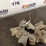 LOTE 176 - 10 MANILHAS/SAPATILHAS PARA CABO DE AÇO. (NO ESTADO) ATENÇÃO! FAZER A VISITAÇÃO ANTES DE ARREMATAR, NÃO SABEMOS SE FUNCIONA. LEILÃO NÃO TEM GARANTIA E NEM DEVOLUÇÃO, SUJEITO A POSSÍVEIS AVARIAS VISÍVEIS/OCULTAS E/OU AUSÊNCIA DE COMPONENTES.