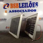 LOTE 193 - 02 PAINÉIS FOTOVOLTAICOS 18V 10W. (NO ESTADO) ATENÇÃO! FAZER A VISITAÇÃO ANTES DE ARREMATAR, NÃO SABEMOS SE FUNCIONA. LEILÃO NÃO TEM GARANTIA E NEM DEVOLUÇÃO, SUJEITO A POSSÍVEIS AVARIAS VISÍVEIS/OCULTAS E/OU AUSÊNCIA DE COMPONENTES.