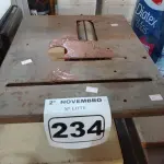 LOTE 234 - 01 PLAINA. (NO ESTADO) ATENÇÃO! FAZER A VISITAÇÃO ANTES DE ARREMATAR, NÃO SABEMOS SE FUNCIONA. LEILÃO NÃO TEM GARANTIA E NEM DEVOLUÇÃO, SUJEITO A POSSÍVEIS AVARIAS VISÍVEIS/OCULTAS E/OU AUSÊNCIA DE COMPONENTES.