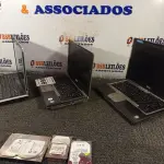 LOTE 066 - 03 NOTEBOOK’S E 03 HARD DISC MARCAS E MODELOS DIVERSOS PARA RETIRADA DE PEÇAS. (NO ESTADO) ATENÇÃO! FAZER A VISITAÇÃO ANTES DE ARREMATAR, NÃO SABEMOS SE FUNCIONA. LEILÃO NÃO TEM GARANTIA E NEM DEVOLUÇÃO, SUJEITO A POSSÍVEIS AVARIAS VISÍVEIS/OCULTAS E/OU AUSÊNCIA DE COMPONENTES.
