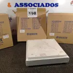 LOTE 198 - 03 PLAFONS DE SOBREPOR 30X30 MARCAS INCOLUSTRE. (NO ESTADO) ATENÇÃO! FAZER A VISITAÇÃO ANTES DE ARREMATAR, NÃO SABEMOS SE FUNCIONA. LEILÃO NÃO TEM GARANTIA E NEM DEVOLUÇÃO, SUJEITO A POSSÍVEIS AVARIAS VISÍVEIS/OCULTAS E/OU AUSÊNCIA DE COMPONENTES.