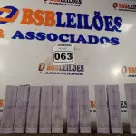 LOTE 063 - 10 PERFUMES LE PETIT 30ML. (NO ESTADO) ATENÇÃO! FAZER A VISITAÇÃO ANTES DE ARREMATAR, NÃO SABEMOS SE FUNCIONA. LEILÃO NÃO TEM GARANTIA E NEM DEVOLUÇÃO, SUJEITO A POSSÍVEIS AVARIAS VISÍVEIS/OCULTAS E/OU AUSÊNCIA DE COMPONENTES.