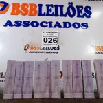 LOTE 026 - 10 PERFUMES LE PETIT 30ML. (NO ESTADO) ATENÇÃO! FAZER A VISITAÇÃO ANTES DE ARREMATAR, NÃO SABEMOS SE FUNCIONA. LEILÃO NÃO TEM GARANTIA E NEM DEVOLUÇÃO, SUJEITO A POSSÍVEIS AVARIAS VISÍVEIS/OCULTAS E/OU AUSÊNCIA DE COMPONENTES.