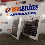 LOTE 101 - 02 PAINÉIS FOTOVOLTAICOS 18V 10W. (NO ESTADO) ATENÇÃO! FAZER A VISITAÇÃO ANTES DE ARREMATAR, NÃO SABEMOS SE FUNCIONA. LEILÃO NÃO TEM GARANTIA E NEM DEVOLUÇÃO, SUJEITO A POSSÍVEIS AVARIAS VISÍVEIS/OCULTAS E/OU AUSÊNCIA DE COMPONENTES.