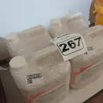 LOTE 267 - 20 LITROS DE ESPUMA HIGIENIZADORA PARA ANTISSEPSIA INSTANTÂNEA DAS MÃOS. (NO ESTADO) ATENÇÃO! FAZER A VISITAÇÃO ANTES DE ARREMATAR, NÃO SABEMOS SE FUNCIONA. LEILÃO NÃO TEM GARANTIA E NEM DEVOLUÇÃO, SUJEITO A POSSÍVEIS AVARIAS VISÍVEIS/OCULTAS E/OU AUSÊNCIA DE COMPONENTES.