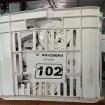 LOTE 102 - 01 LOTE COM GRANDE QUANTIDADE DETECTORES DE FUMAÇA. (NO ESTADO) ATENÇÃO! FAZER A VISITAÇÃO ANTES DE ARREMATAR, NÃO SABEMOS SE FUNCIONA. LEILÃO NÃO TEM GARANTIA E NEM DEVOLUÇÃO, SUJEITO A POSSÍVEIS AVARIAS VISÍVEIS/OCULTAS E/OU AUSÊNCIA DE COMPONENTES.