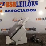 LOTE 402 - 01 SCANNER MARCA KODAK. (NO ESTADO) ATENÇÃO! FAZER A VISITAÇÃO ANTES DE ARREMATAR, NÃO SABEMOS SE FUNCIONA. LEILÃO NÃO TEM GARANTIA E NEM DEVOLUÇÃO, SUJEITO A POSSÍVEIS AVARIAS VISÍVEIS/OCULTAS E/OU AUSÊNCIA DE COMPONENTES.