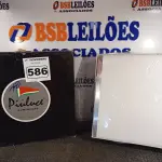 LOTE 586 - 02 PLAFONS DE SOBREPOR 40X40. (NO ESTADO) ATENÇÃO! FAZER A VISITAÇÃO ANTES DE ARREMATAR, NÃO SABEMOS SE FUNCIONA. LEILÃO NÃO TEM GARANTIA E NEM DEVOLUÇÃO, SUJEITO A POSSÍVEIS AVARIAS VISÍVEIS/OCULTAS E/OU AUSÊNCIA DE COMPONENTES.