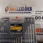 LOTE 300 - 01 KIT DE BROCAS. (NO ESTADO) ATENÇÃO! FAZER A VISITAÇÃO ANTES DE ARREMATAR, NÃO SABEMOS SE FUNCIONA. LEILÃO NÃO TEM GARANTIA E NEM DEVOLUÇÃO, SUJEITO A POSSÍVEIS AVARIAS VISÍVEIS/OCULTAS E/OU AUSÊNCIA DE COMPONENTES.