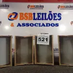 LOTE 521 - 04 ARANDELAS CENTRAL CE 1422-A 1XE27. (NO ESTADO) ATENÇÃO! FAZER A VISITAÇÃO ANTES DE ARREMATAR, NÃO SABEMOS SE FUNCIONA. LEILÃO NÃO TEM GARANTIA E NEM DEVOLUÇÃO, SUJEITO A POSSÍVEIS AVARIAS VISÍVEIS/OCULTAS E/OU AUSÊNCIA DE COMPONENTES.