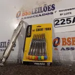 LOTE 225 - 01 KIT DE CHAVES TORX E 01 ALICATE DE PRESSÃO. (NO ESTADO) ATENÇÃO! FAZER A VISITAÇÃO ANTES DE ARREMATAR, NÃO SABEMOS SE FUNCIONA. LEILÃO NÃO TEM GARANTIA E NEM DEVOLUÇÃO, SUJEITO A POSSÍVEIS AVARIAS VISÍVEIS/OCULTAS E/OU AUSÊNCIA DE COMPONENTES.