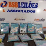 LOTE 374 - 01 LOTE COM VÁRIAS BOIAS INFANTIS. (NO ESTADO) ATENÇÃO! FAZER A VISITAÇÃO ANTES DE ARREMATAR, NÃO SABEMOS SE FUNCIONA. LEILÃO NÃO TEM GARANTIA E NEM DEVOLUÇÃO, SUJEITO A POSSÍVEIS AVARIAS VISÍVEIS/OCULTAS E/OU AUSÊNCIA DE COMPONENTES.