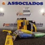 LOTE 220 - 01 KIT PARA JARDINAGEM. (NO ESTADO) ATENÇÃO! FAZER A VISITAÇÃO ANTES DE ARREMATAR, NÃO SABEMOS SE FUNCIONA. LEILÃO NÃO TEM GARANTIA E NEM DEVOLUÇÃO, SUJEITO A POSSÍVEIS AVARIAS VISÍVEIS/OCULTAS E/OU AUSÊNCIA DE COMPONENTES.