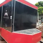 LOTE 588 - 01 TRAILLER ROBEQUE. (NO ESTADO) ATENÇÃO! FAZER A VISITAÇÃO ANTES DE ARREMATAR, NÃO SABEMOS SE FUNCIONA. LEILÃO NÃO TEM GARANTIA E NEM DEVOLUÇÃO, SUJEITO A POSSÍVEIS AVARIAS VISÍVEIS/OCULTAS E/OU AUSÊNCIA DE COMPONENTES.