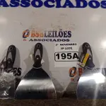 LOTE 195 - 03 ESPÁTULAS. (NO ESTADO) ATENÇÃO! FAZER A VISITAÇÃO ANTES DE ARREMATAR, NÃO SABEMOS SE FUNCIONA. LEILÃO NÃO TEM GARANTIA E NEM DEVOLUÇÃO, SUJEITO A POSSÍVEIS AVARIAS VISÍVEIS/OCULTAS E/OU AUSÊNCIA DE COMPONENTES.