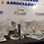 LOTE 516 - 12 LUMINÁRIAS DE EMBUTIR. (NO ESTADO) ATENÇÃO! FAZER A VISITAÇÃO ANTES DE ARREMATAR, NÃO SABEMOS SE FUNCIONA. LEILÃO NÃO TEM GARANTIA E NEM DEVOLUÇÃO, SUJEITO A POSSÍVEIS AVARIAS VISÍVEIS/OCULTAS E/OU AUSÊNCIA DE COMPONENTES.