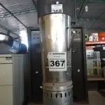 LOTE 367 - 01 LIQUIDIFICADOR INDUSTRIAL MARCA SKYMSEN. (NO ESTADO) ATENÇÃO! FAZER A VISITAÇÃO ANTES DE ARREMATAR, NÃO SABEMOS SE FUNCIONA. LEILÃO NÃO TEM GARANTIA E NEM DEVOLUÇÃO, SUJEITO A POSSÍVEIS AVARIAS VISÍVEIS/OCULTAS E/OU AUSÊNCIA DE COMPONENTES.
