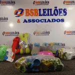 LOTE 472 - 01 KIT DE ACESSÓRIOS PARA PETS. (NO ESTADO) ATENÇÃO! FAZER A VISITAÇÃO ANTES DE ARREMATAR, NÃO SABEMOS SE FUNCIONA. LEILÃO NÃO TEM GARANTIA E NEM DEVOLUÇÃO, SUJEITO A POSSÍVEIS AVARIAS VISÍVEIS/OCULTAS E/OU AUSÊNCIA DE COMPONENTES.