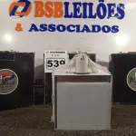LOTE 539 - 04 LUMINÁRIAS DE EMBUTIR 20X20 5380 PIULUCECE. (NO ESTADO) ATENÇÃO! FAZER A VISITAÇÃO ANTES DE ARREMATAR, NÃO SABEMOS SE FUNCIONA. LEILÃO NÃO TEM GARANTIA E NEM DEVOLUÇÃO, SUJEITO A POSSÍVEIS AVARIAS VISÍVEIS/OCULTAS E/OU AUSÊNCIA DE COMPONENTES.