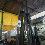 LOTE 440 - 04 TRIPÉS MARCAS E MODELOS DIVERSOS. (NO ESTADO) ATENÇÃO! FAZER A VISITAÇÃO ANTES DE ARREMATAR, NÃO SABEMOS SE FUNCIONA. LEILÃO NÃO TEM GARANTIA E NEM DEVOLUÇÃO, SUJEITO A POSSÍVEIS AVARIAS VISÍVEIS/OCULTAS E/OU AUSÊNCIA DE COMPONENTES.