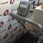 LOTE 492 - 01 ESTEIRA ERGOMÉTRICA MARCA CALOI. (NO ESTADO) ATENÇÃO! FAZER A VISITAÇÃO ANTES DE ARREMATAR, NÃO SABEMOS SE FUNCIONA. LEILÃO NÃO TEM GARANTIA E NEM DEVOLUÇÃO, SUJEITO A POSSÍVEIS AVARIAS VISÍVEIS/OCULTAS E/OU AUSÊNCIA DE COMPONENTES.