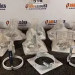 LOTE 516 - 12 LUMINÁRIAS DE EMBUTIR. (NO ESTADO) ATENÇÃO! FAZER A VISITAÇÃO ANTES DE ARREMATAR, NÃO SABEMOS SE FUNCIONA. LEILÃO NÃO TEM GARANTIA E NEM DEVOLUÇÃO, SUJEITO A POSSÍVEIS AVARIAS VISÍVEIS/OCULTAS E/OU AUSÊNCIA DE COMPONENTES.