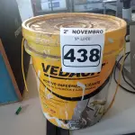 LOTE 438 - 01 BALDE DE VEDACIT, ADITIVO IMPERMEABILIZANTE PARA CONCRETOS E ARGAMASSAS 18L. (NO ESTADO) ATENÇÃO! FAZER A VISITAÇÃO ANTES DE ARREMATAR, NÃO SABEMOS SE FUNCIONA. LEILÃO NÃO TEM GARANTIA E NEM DEVOLUÇÃO, SUJEITO A POSSÍVEIS AVARIAS VISÍVEIS/OCULTAS E/OU AUSÊNCIA DE COMPONENTES.