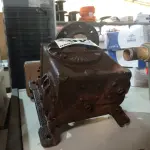 LOTE 462 - 01 REDUÇÃO SEM MOTOR. (NO ESTADO) ATENÇÃO! FAZER A VISITAÇÃO ANTES DE ARREMATAR, NÃO SABEMOS SE FUNCIONA. LEILÃO NÃO TEM GARANTIA E NEM DEVOLUÇÃO, SUJEITO A POSSÍVEIS AVARIAS VISÍVEIS/OCULTAS E/OU AUSÊNCIA DE COMPONENTES.