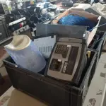 LOTE 451 - 01 LOTE COM MATERIAIS DIVERSOS. (NO ESTADO) ATENÇÃO! FAZER A VISITAÇÃO ANTES DE ARREMATAR, NÃO SABEMOS SE FUNCIONA. LEILÃO NÃO TEM GARANTIA E NEM DEVOLUÇÃO, SUJEITO A POSSÍVEIS AVARIAS VISÍVEIS/OCULTAS E/OU AUSÊNCIA DE COMPONENTES.