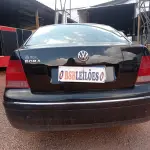 LOTE 601 - 01 VW BORA A GASOLINA; ANO 2006/2007 NA COR PRETA (NO ESTADO) 