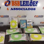 LOTE 401 - 01 LOTE COM VÁRIAS BOIAS INFANTIS. (NO ESTADO) ATENÇÃO! FAZER A VISITAÇÃO ANTES DE ARREMATAR, NÃO SABEMOS SE FUNCIONA. LEILÃO NÃO TEM GARANTIA E NEM DEVOLUÇÃO, SUJEITO A POSSÍVEIS AVARIAS VISÍVEIS/OCULTAS E/OU AUSÊNCIA DE COMPONENTES.