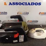 LOTE 594 - 01 ASSENTO ELEVATÓRIO, 01 BANQUETA DOBRÁVEL E 01 FERRO DE PASSAR. (NO ESTADO) ATENÇÃO! FAZER A VISITAÇÃO ANTES DE ARREMATAR, NÃO SABEMOS SE FUNCIONA. LEILÃO NÃO TEM GARANTIA E NEM DEVOLUÇÃO, SUJEITO A POSSÍVEIS AVARIAS VISÍVEIS/OCULTAS E/OU AUSÊNCIA DE COMPONENTES.