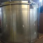 LOTE 447 - 01 INSTRUMENTO MUSICAL “SURDO”. (NO ESTADO) ATENÇÃO! FAZER A VISITAÇÃO ANTES DE ARREMATAR, NÃO SABEMOS SE FUNCIONA. LEILÃO NÃO TEM GARANTIA E NEM DEVOLUÇÃO, SUJEITO A POSSÍVEIS AVARIAS VISÍVEIS/OCULTAS E/OU AUSÊNCIA DE COMPONENTES.