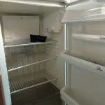 LOTE 478 - 01 GELADEIRA MARCA CÔNSUL 220V. (NO ESTADO) ATENÇÃO! FAZER A VISITAÇÃO ANTES DE ARREMATAR, NÃO SABEMOS SE FUNCIONA. LEILÃO NÃO TEM GARANTIA E NEM DEVOLUÇÃO, SUJEITO A POSSÍVEIS AVARIAS VISÍVEIS/OCULTAS E/OU AUSÊNCIA DE COMPONENTES.